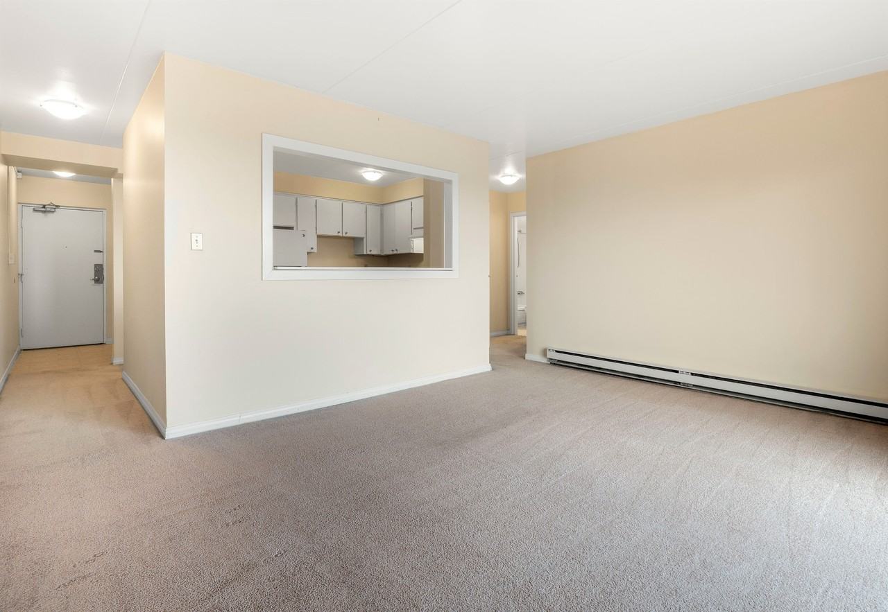 Sun Crest Tower Apartments - Photo 7 of 19