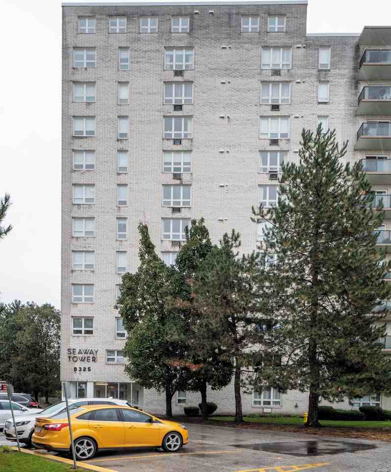 Seaway Tower Apartments - Photo 2 of 23