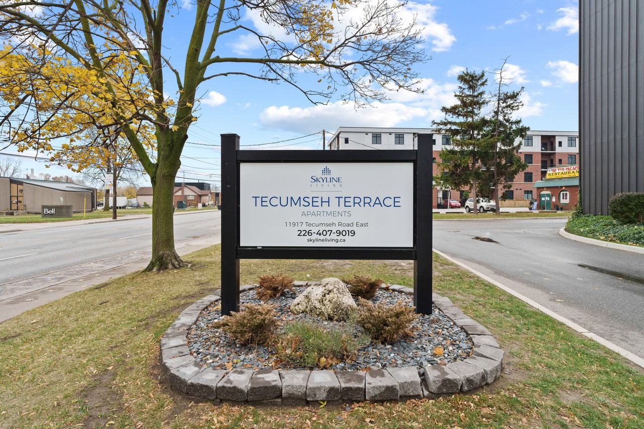 Tecumseh Terrace Apartments - Photo 4 of 27