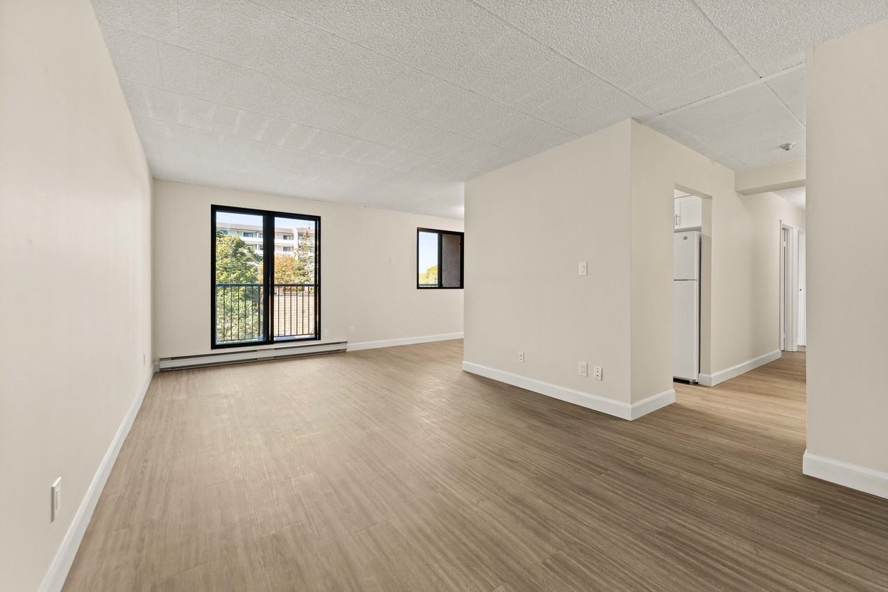 Tecumseh Terrace Apartments - Photo 6 of 27