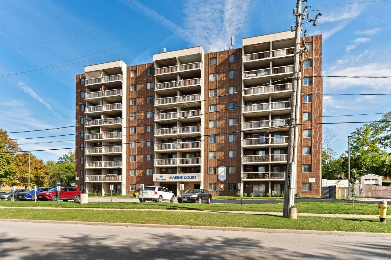 Marine Court Apartments - Photo 3 of 22