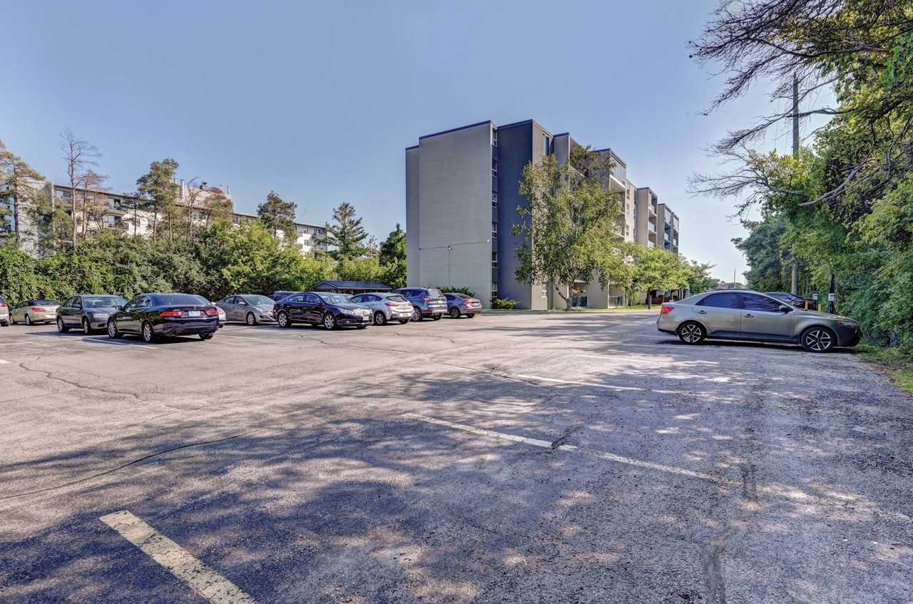 Somerset Place Apartments - Photo 5 of 30