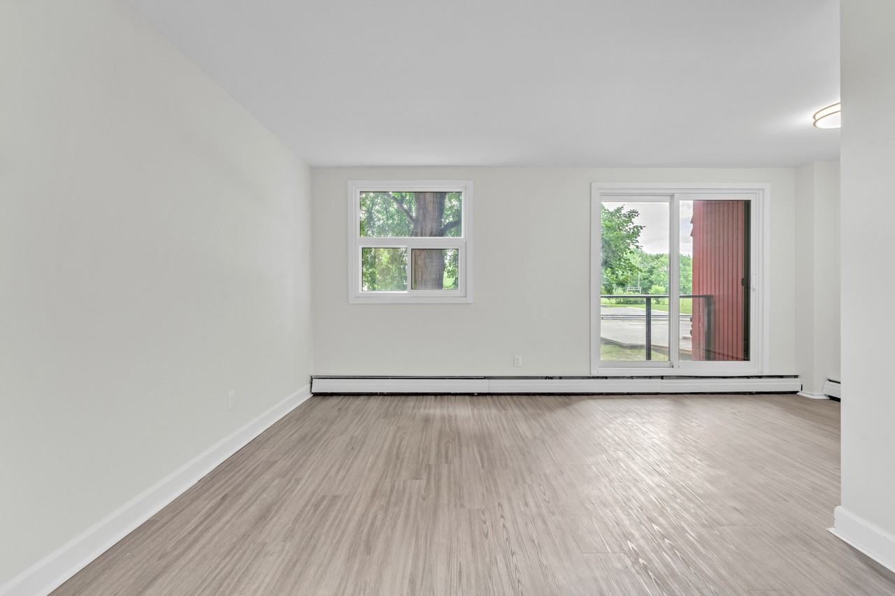 Lasalle I & II Apartments - Photo 7 of 25