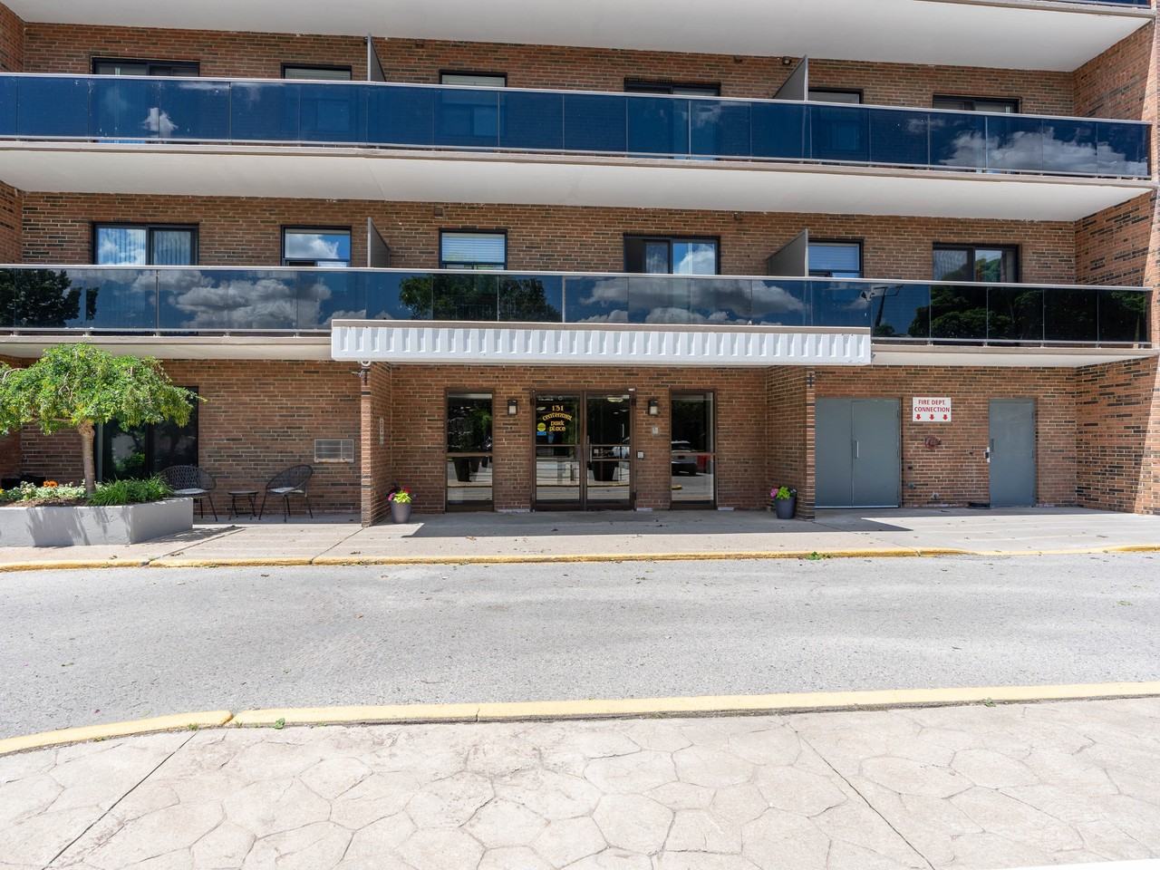 Centennial Park Place Apartments - Photo 3 of 23