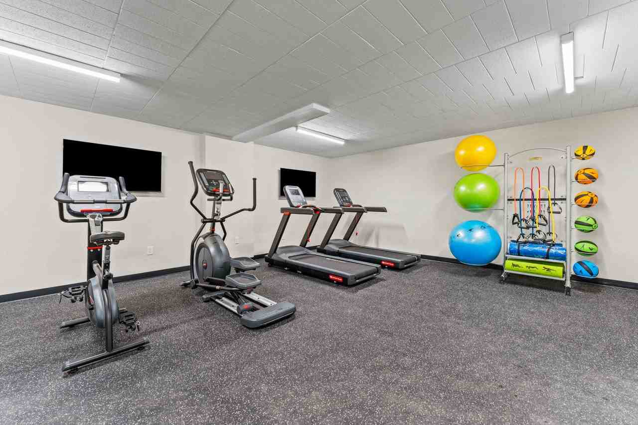 The Graham Bell Apartments - Photo 6 of 25