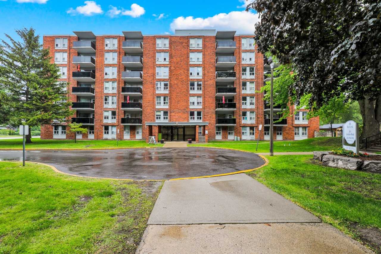 Governor House East & West Apartments - Photo 2 of 25