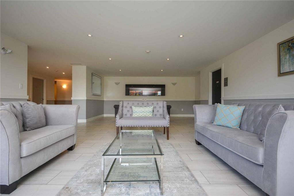 Symphony Suites Apartments - Photo 5 of 26