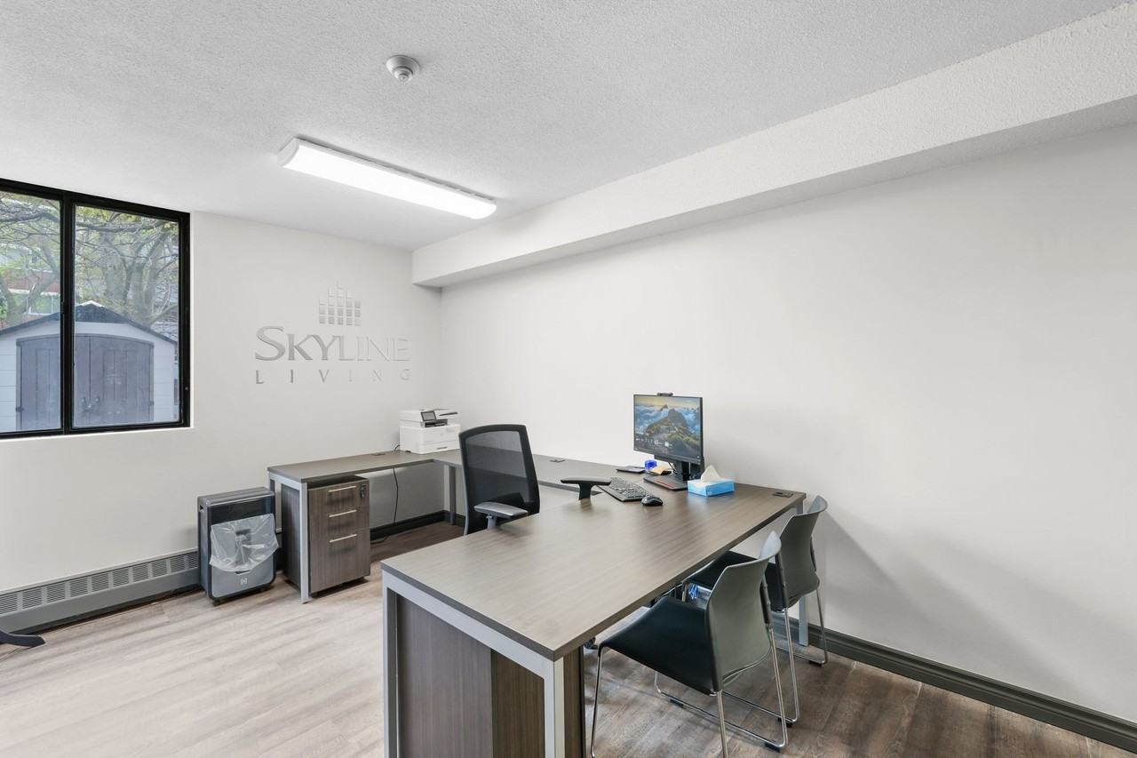 Delta Apartments - Photo 5 of 25