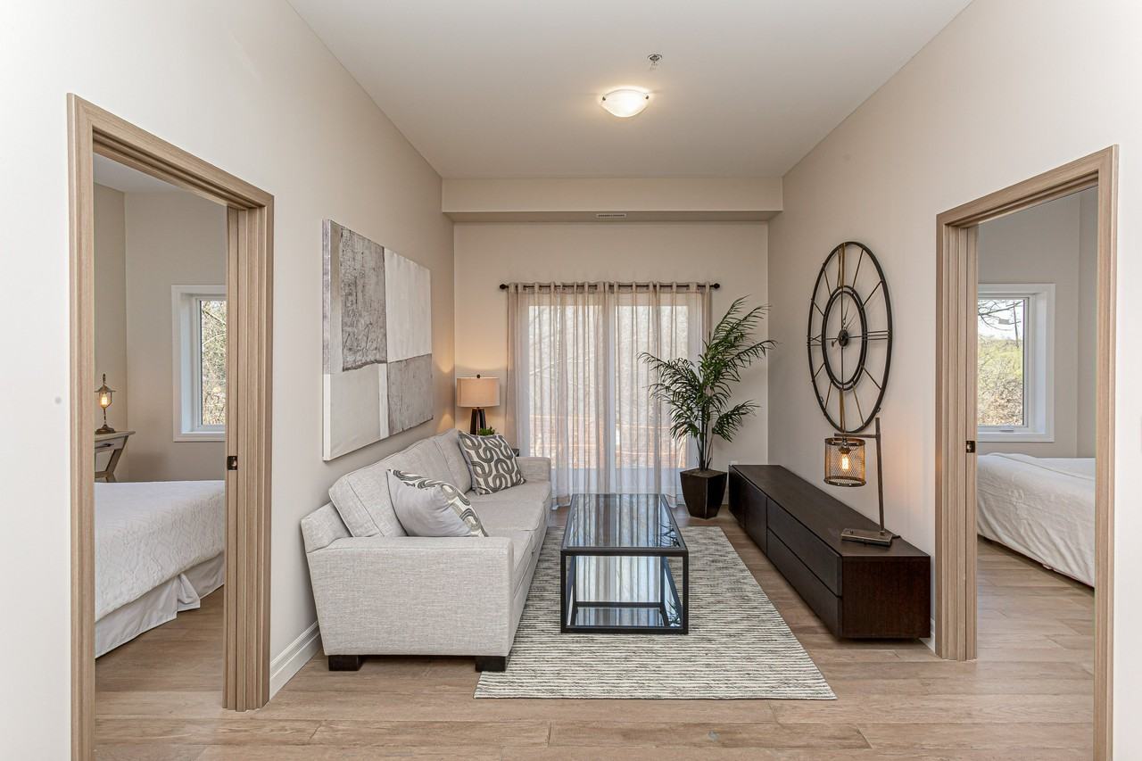 Creekside Suites - Photo 5 of 50