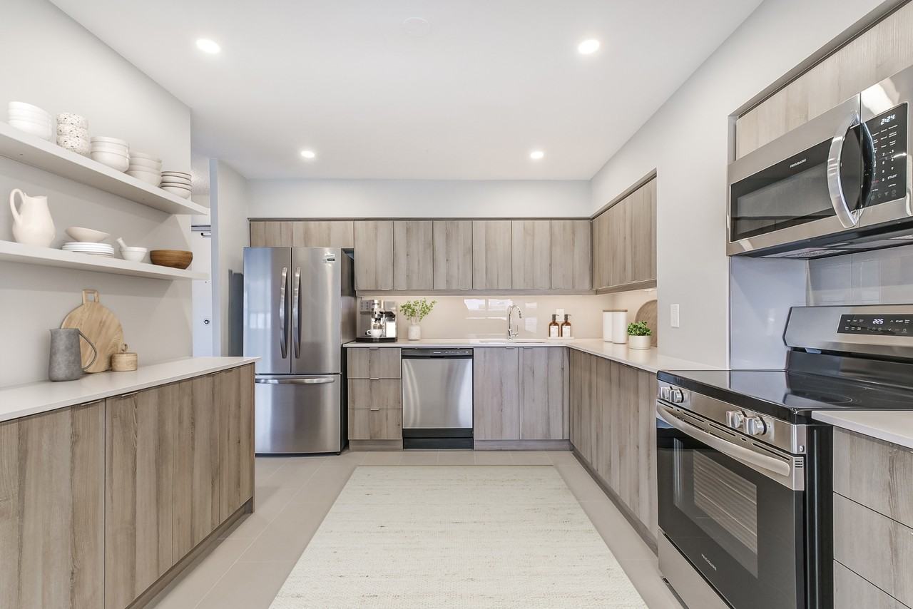 The Towers at York Mills & Leslie - Photo 4 of 47