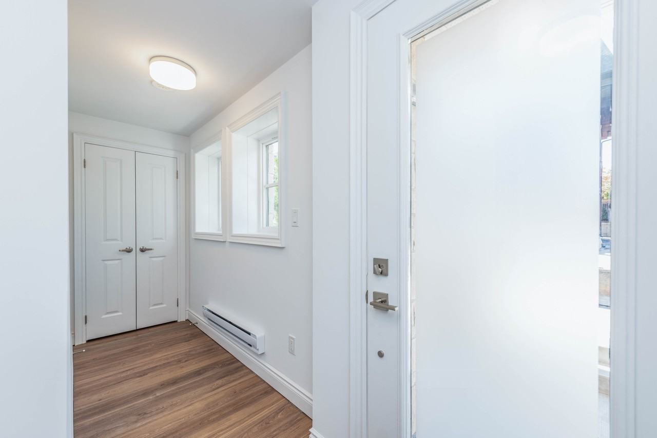 Streetsville - Photo 2 of 32