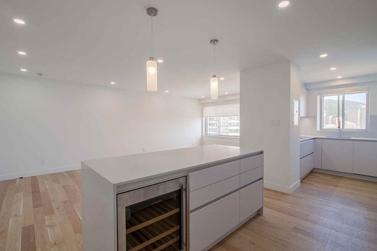 Regency - Photo 3 of 50