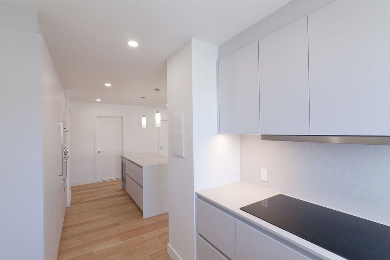 Regency - Photo 4 of 50