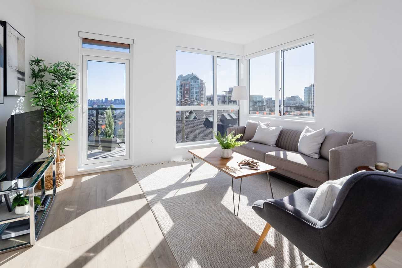 One53 and One33 - Photo 2 of 50