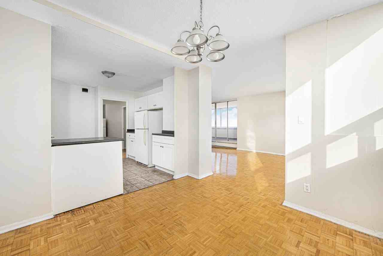 701 Don Mills Road - The Citadel - Photo 4 of 13