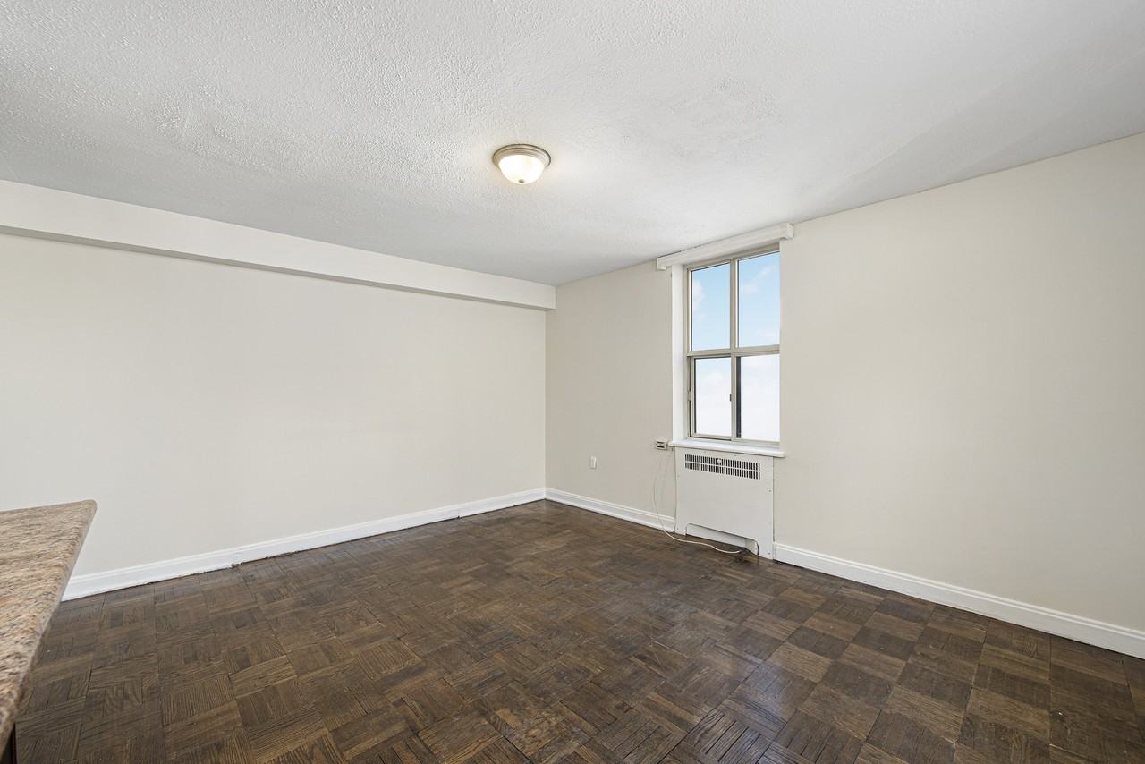 64 St. Clair Avenue West - Photo 6 of 18