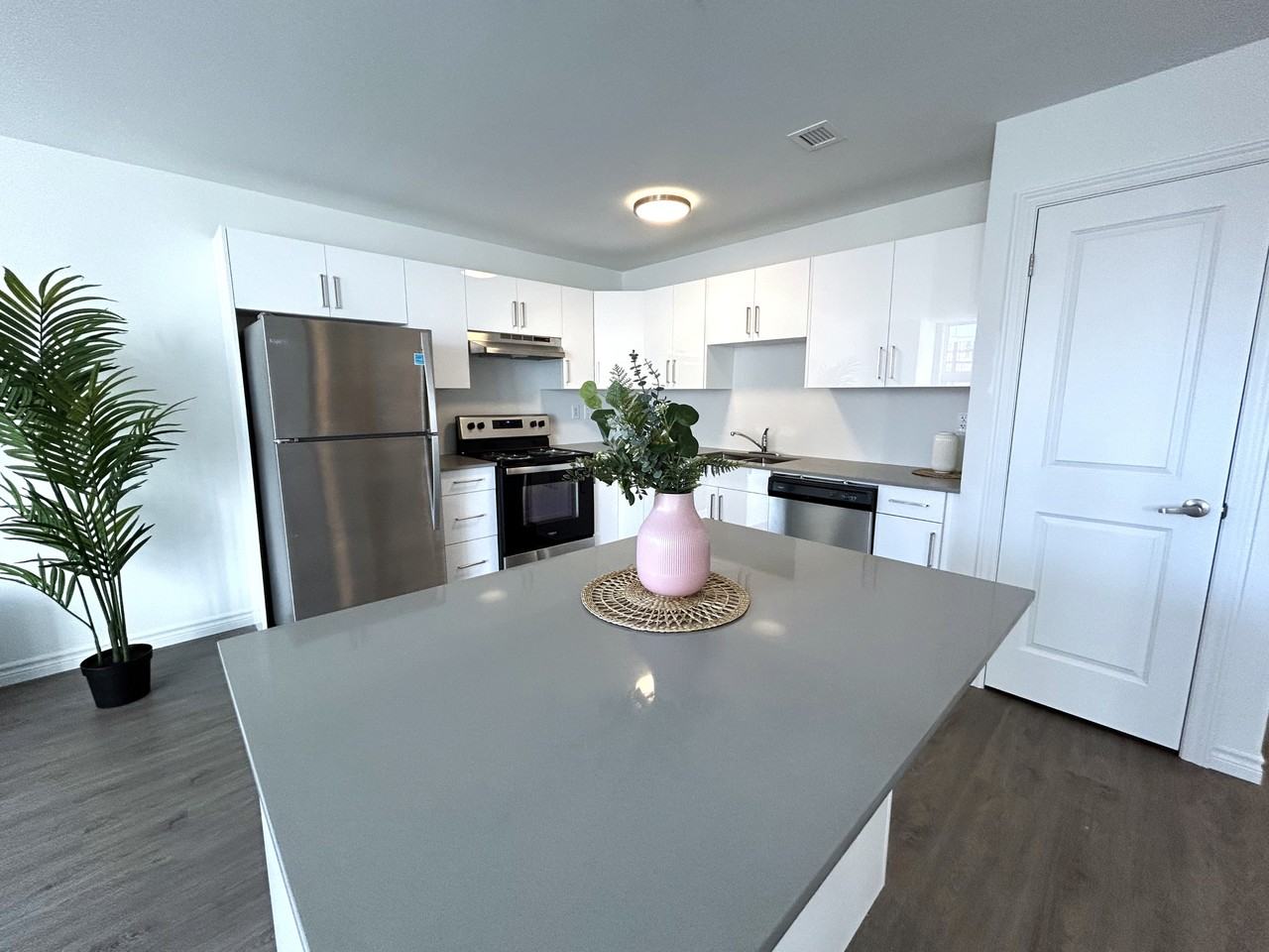 Marlborough Manor - Photo 2 of 48