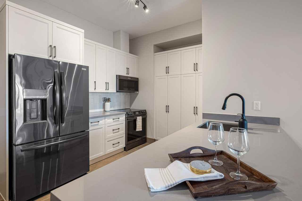 2274 Princess Street - Photo 4 of 50