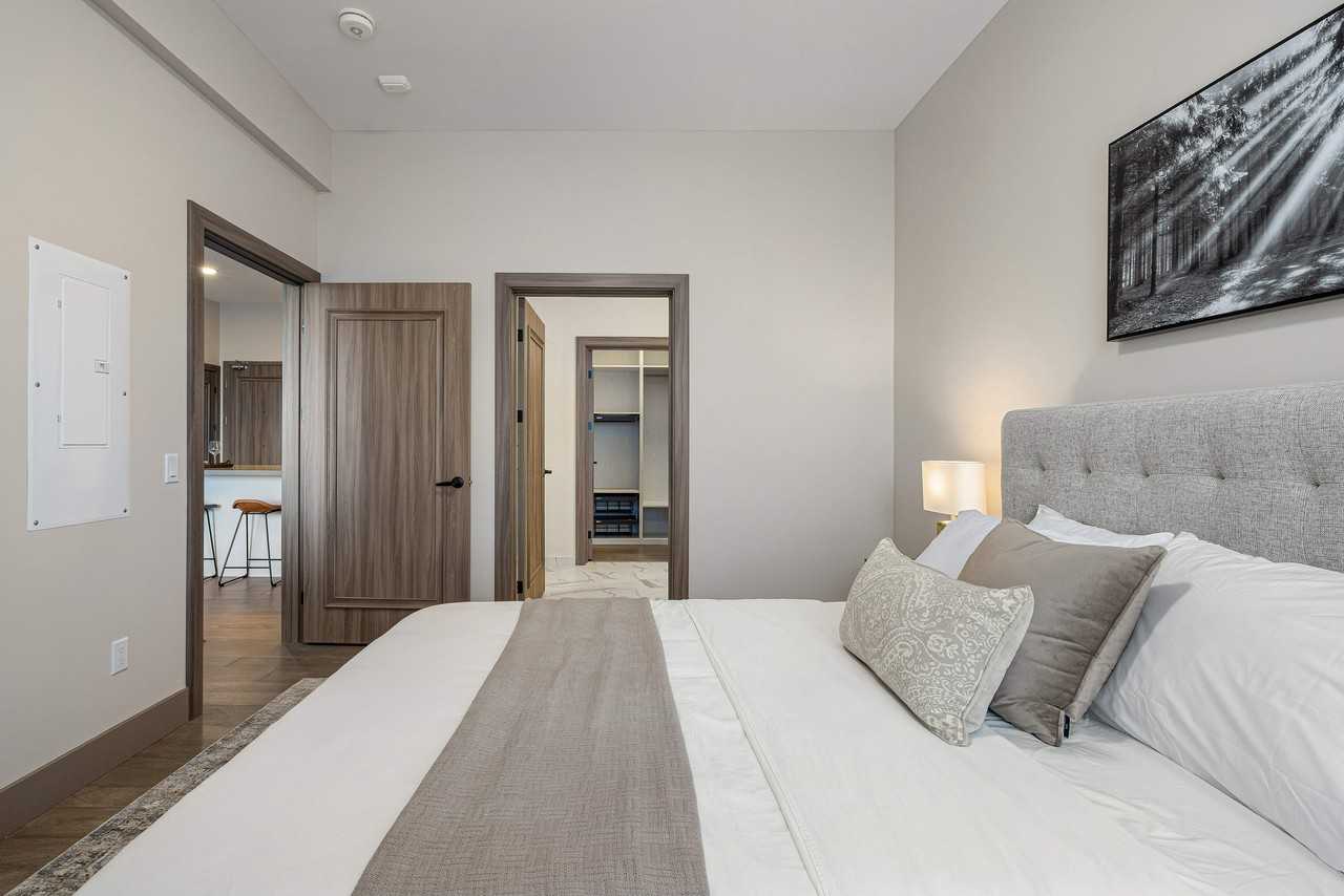 2274 Princess Street - Photo 7 of 50