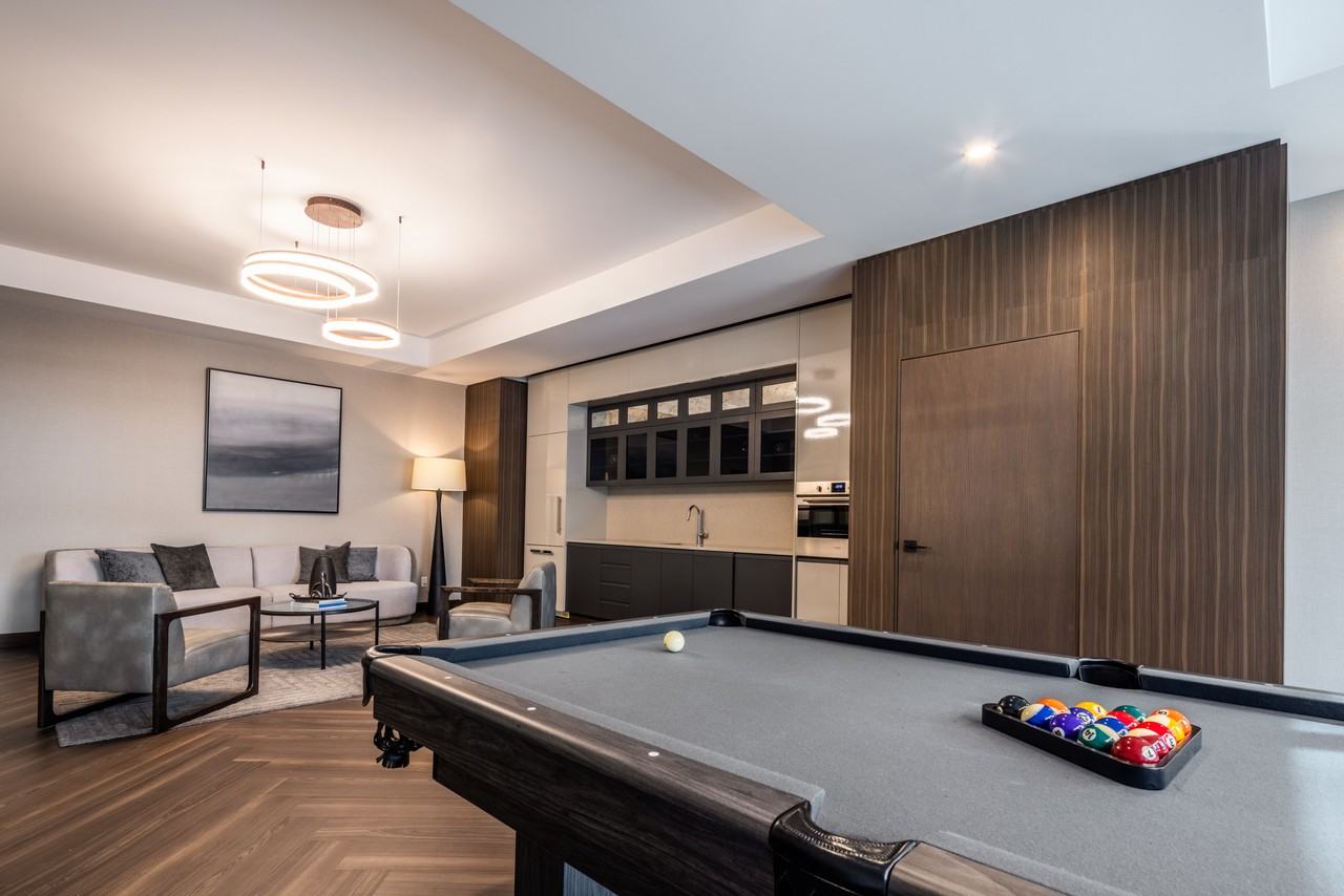 The Met - Photo 4 of 19