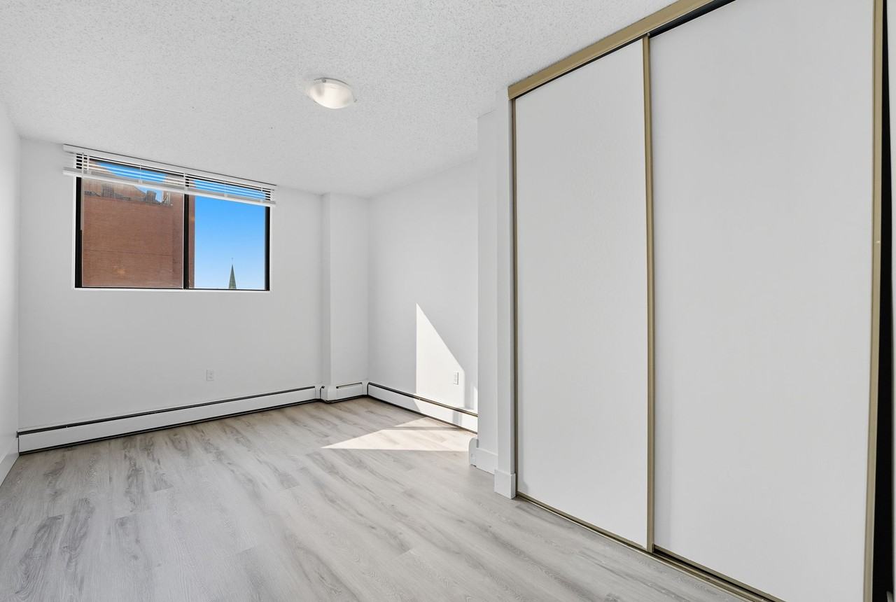 Chelsea Estates - Photo 6 of 31