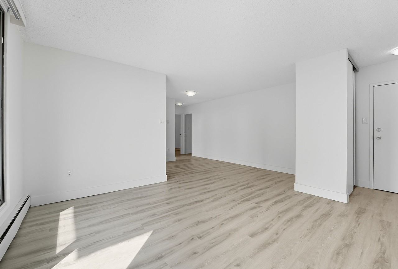 Chelsea Estates - Photo 7 of 31