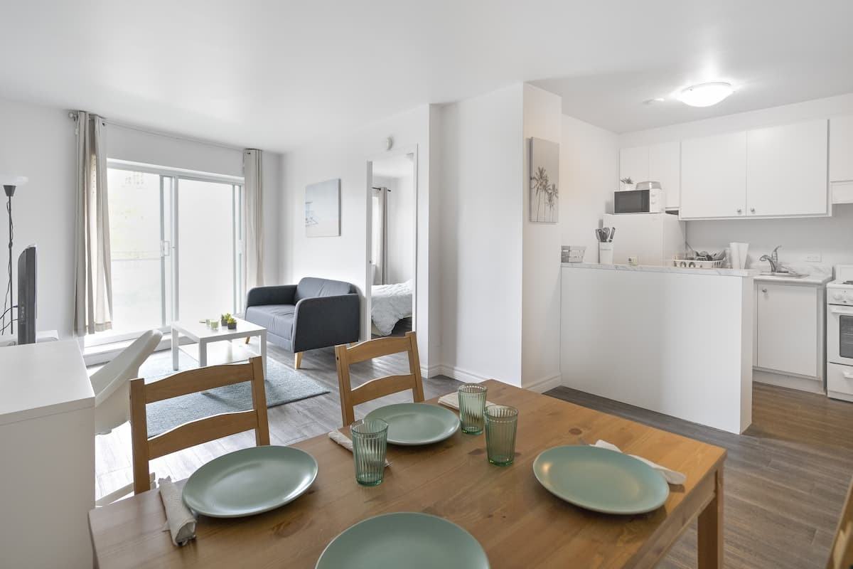 The Saguenay Apartments - Photo 4 of 50