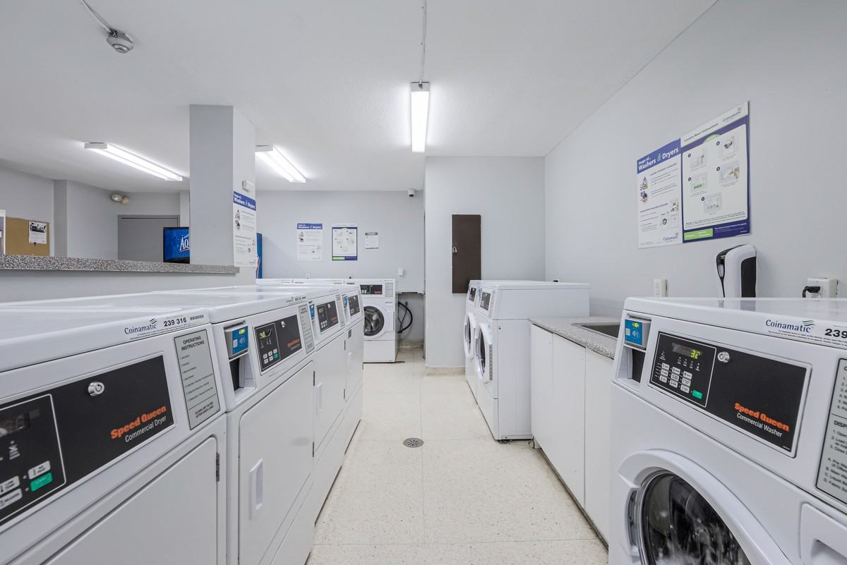 Alpine Apartments - Photo 5 of 39