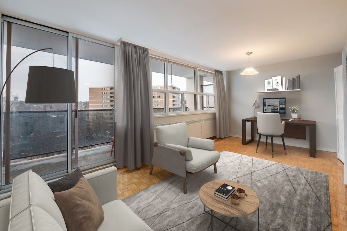 Roanoke Apartments - Photo 3 of 39