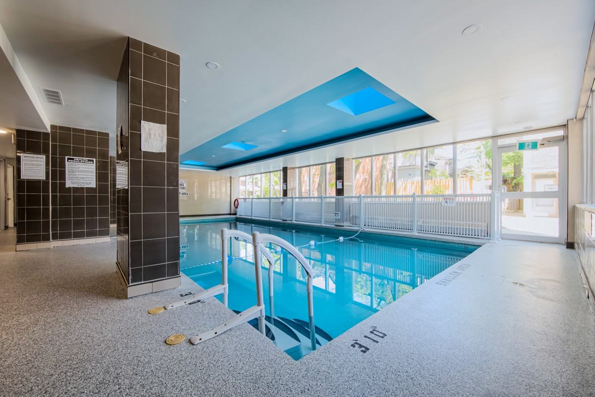 Eastmount Apartments - Photo 5 of 19