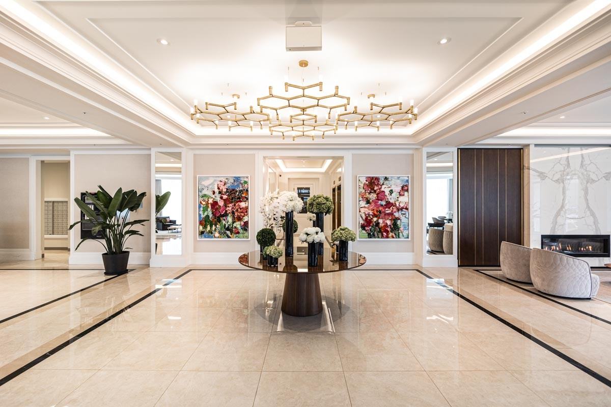 Majestic Côte Saint-Luc - Photo 5 of 50