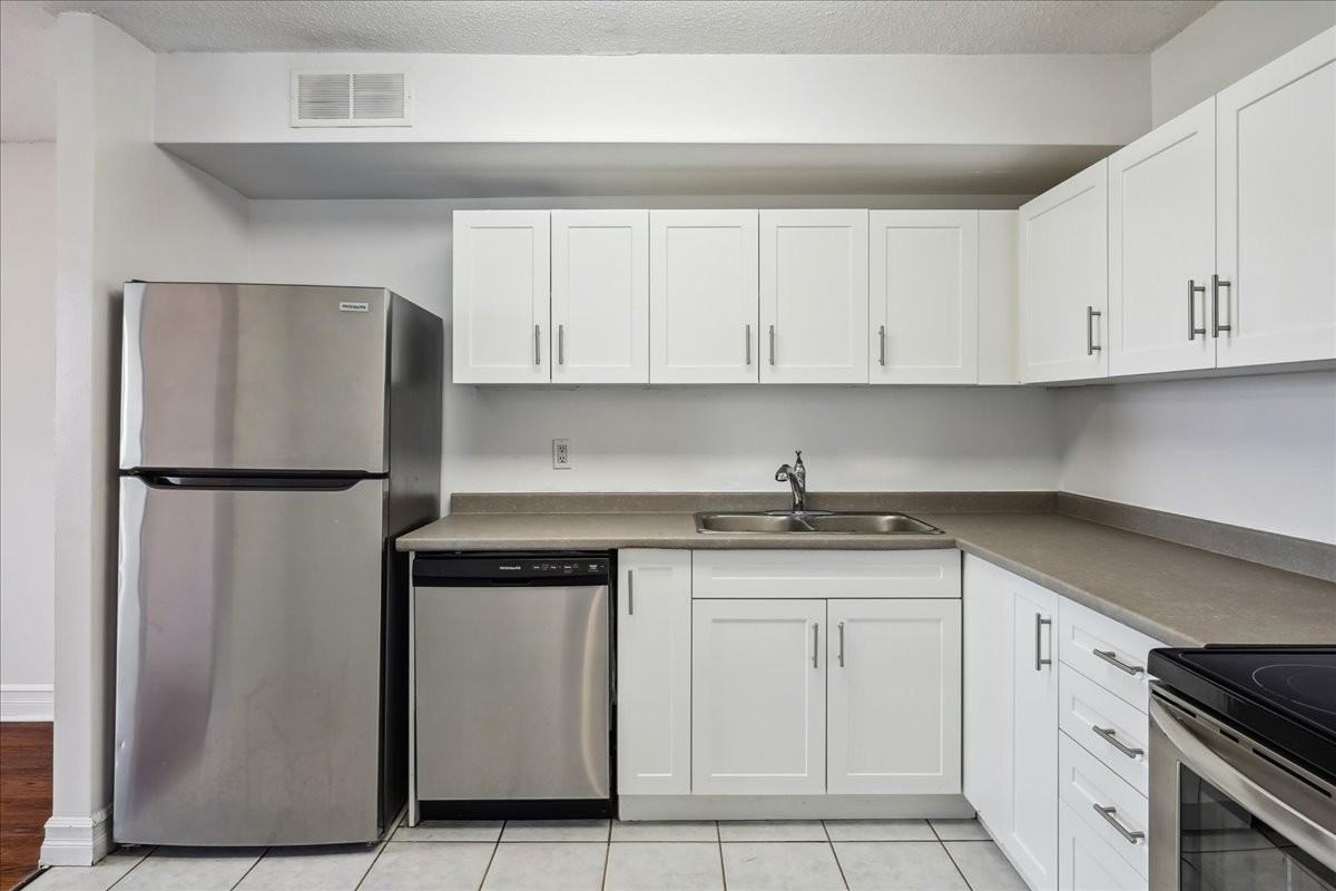 Highland Village - Photo 5 of 36