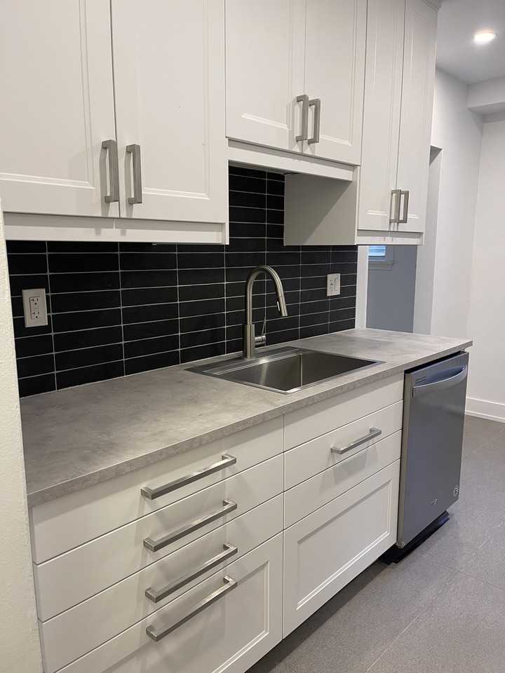 46 Montye Avenue - Photo 4 of 9