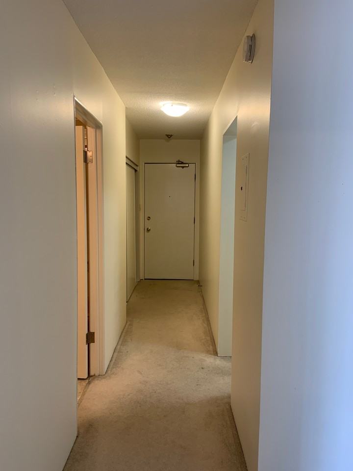 FREDRICK MANOR - Photo 6 of 22