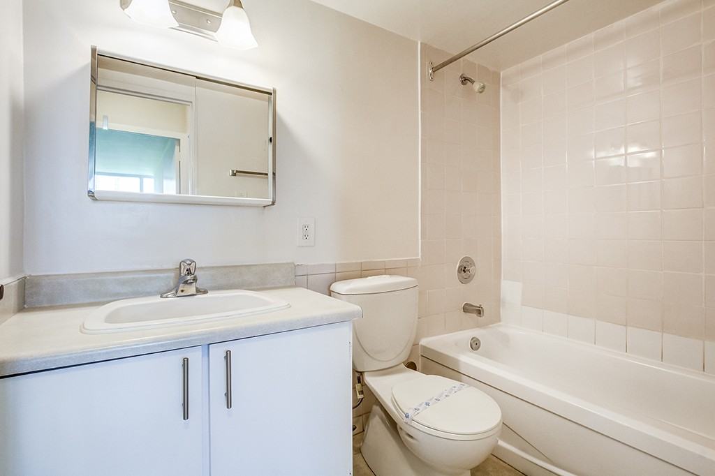 Richgrove Village - Photo 7 of 27