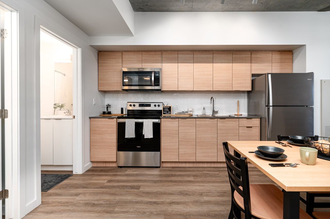 Laurent Student Housing - Photo 5 of 17