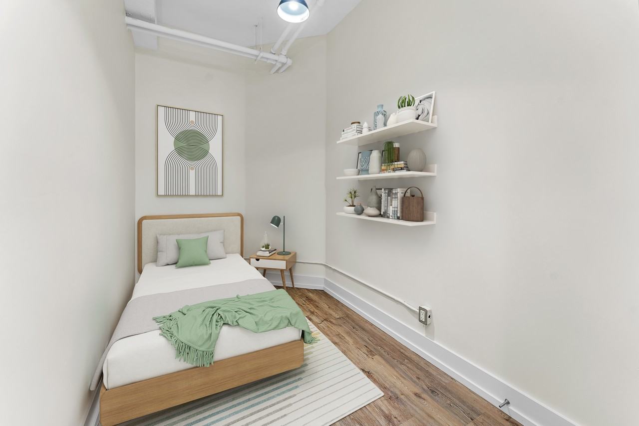 245 Logan Avenue - Photo 4 of 12