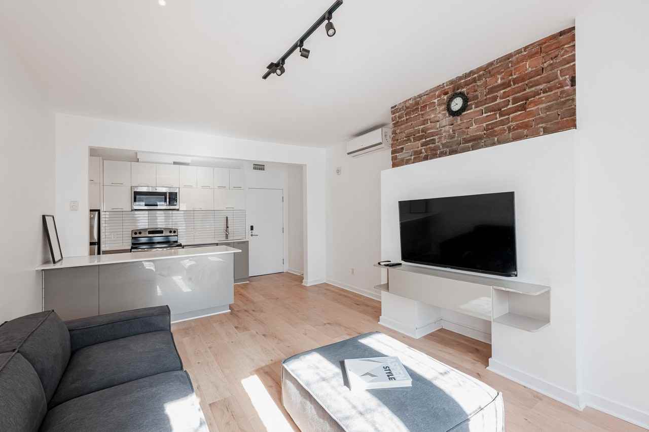 Castle Lofts - Photo 6 of 50