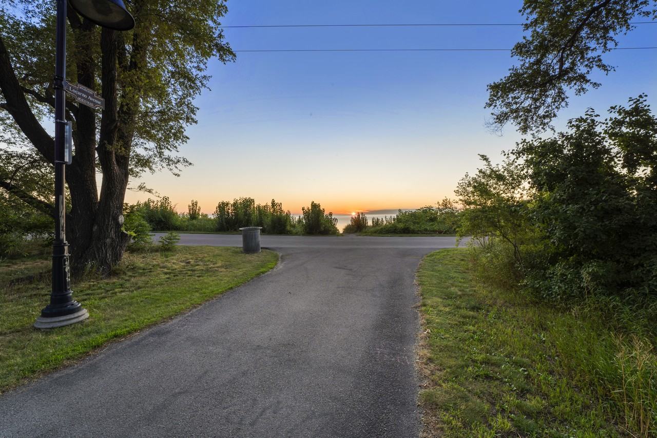 777 Beach Boulevard - Photo 5 of 12