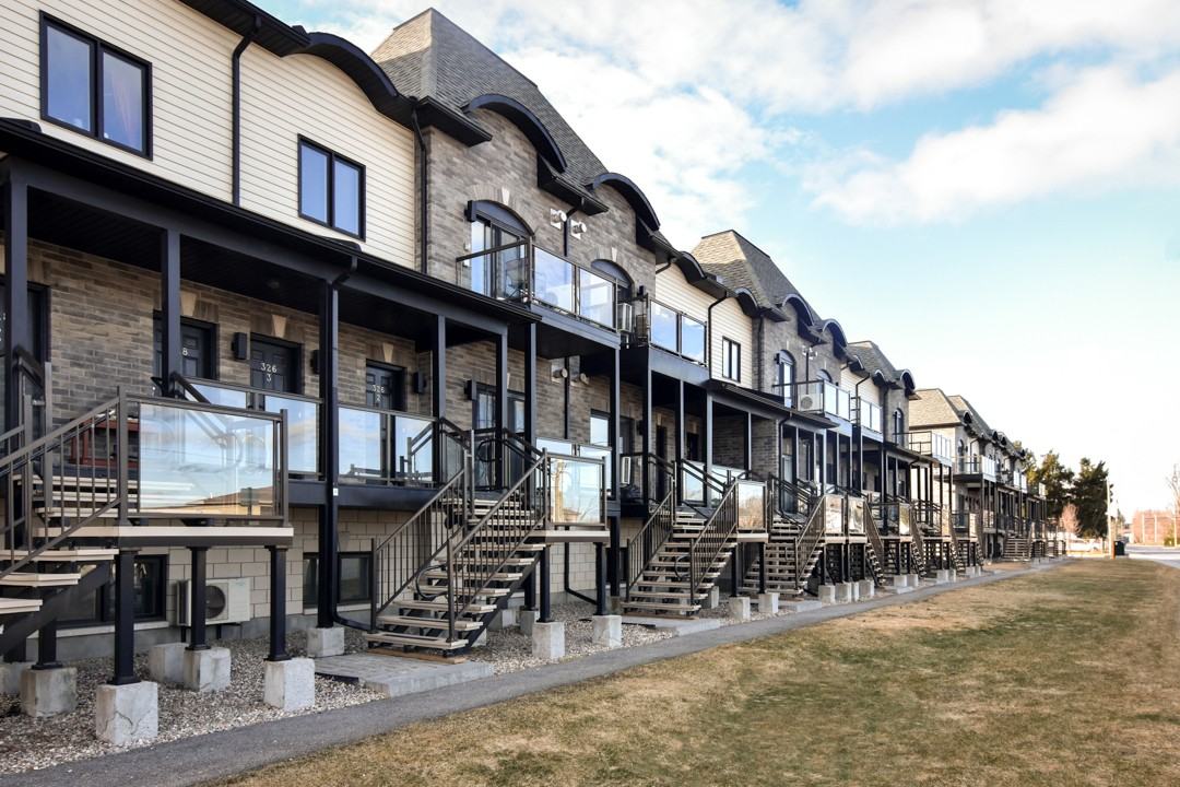 Lake Avenue by Brigil ( Carleton Place ) - Photo 3 of 46