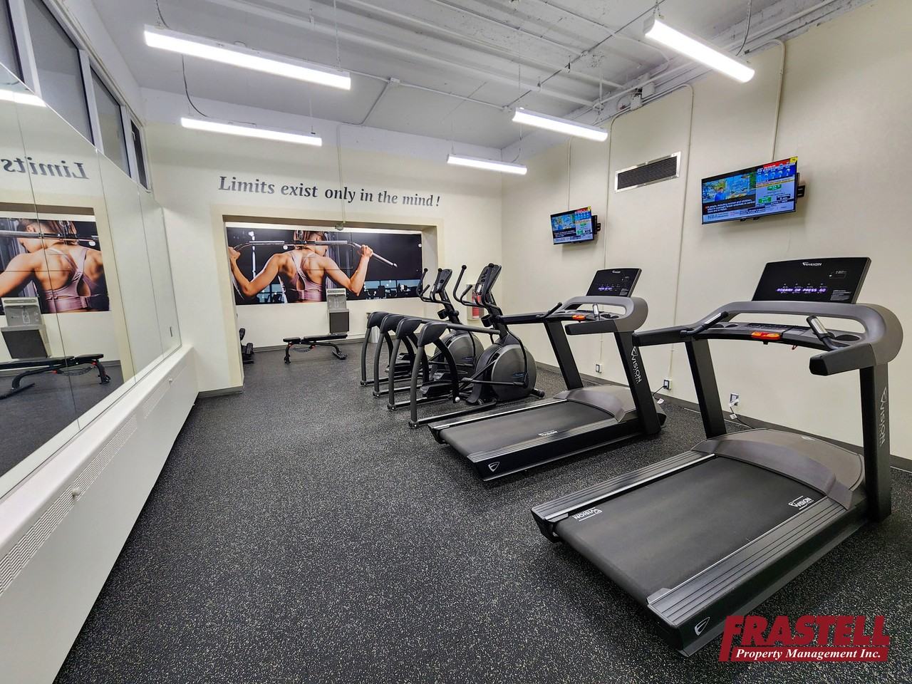 The Continental, Toronto - Photo 7 of 50