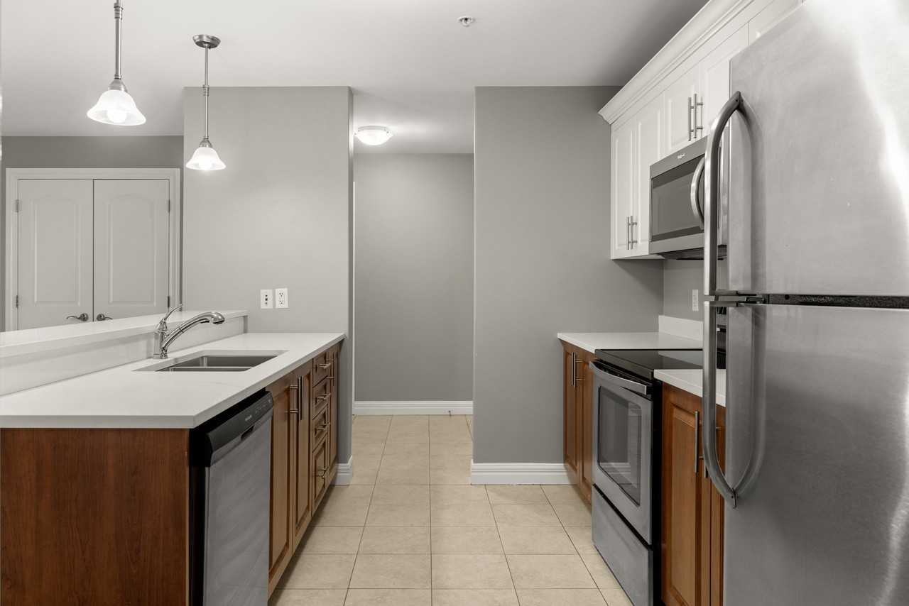 The Woodside - Photo 5 of 30