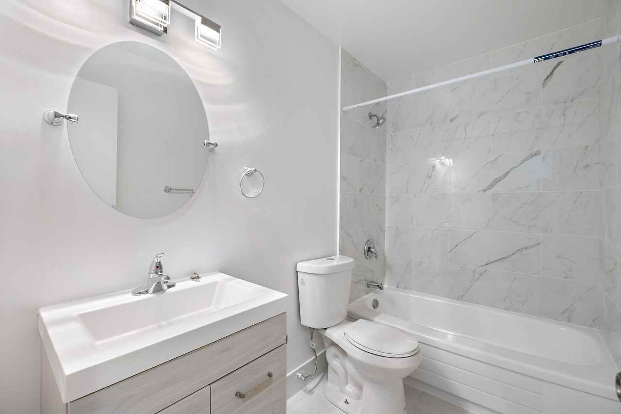 Webster Apartments - Photo 4 of 29