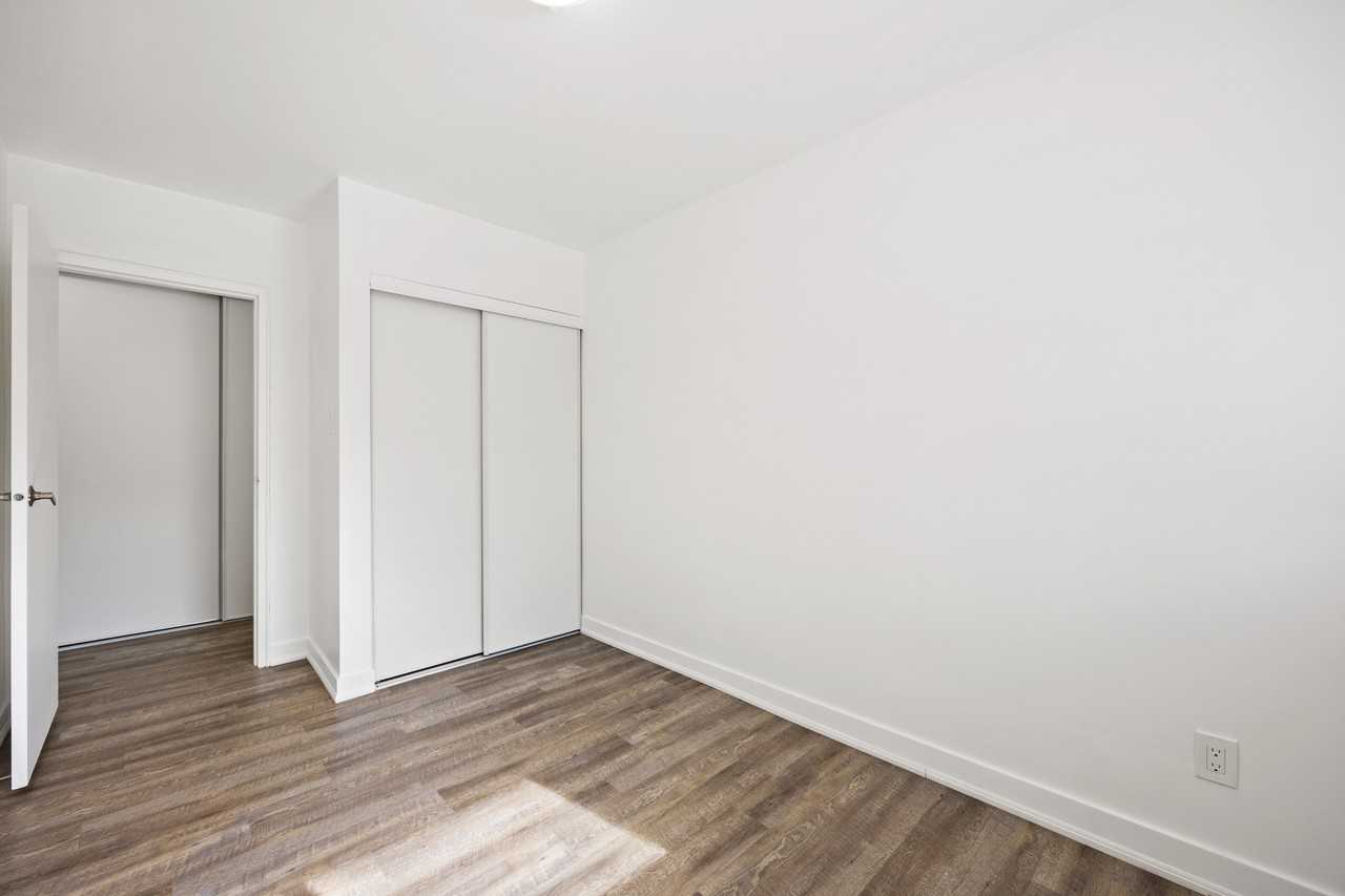 Crystal Heights Apartments - Photo 4 of 33