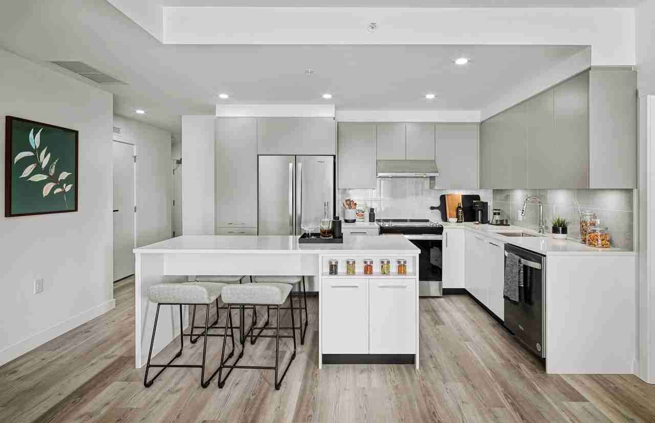 The Bowline - Photo 7 of 29