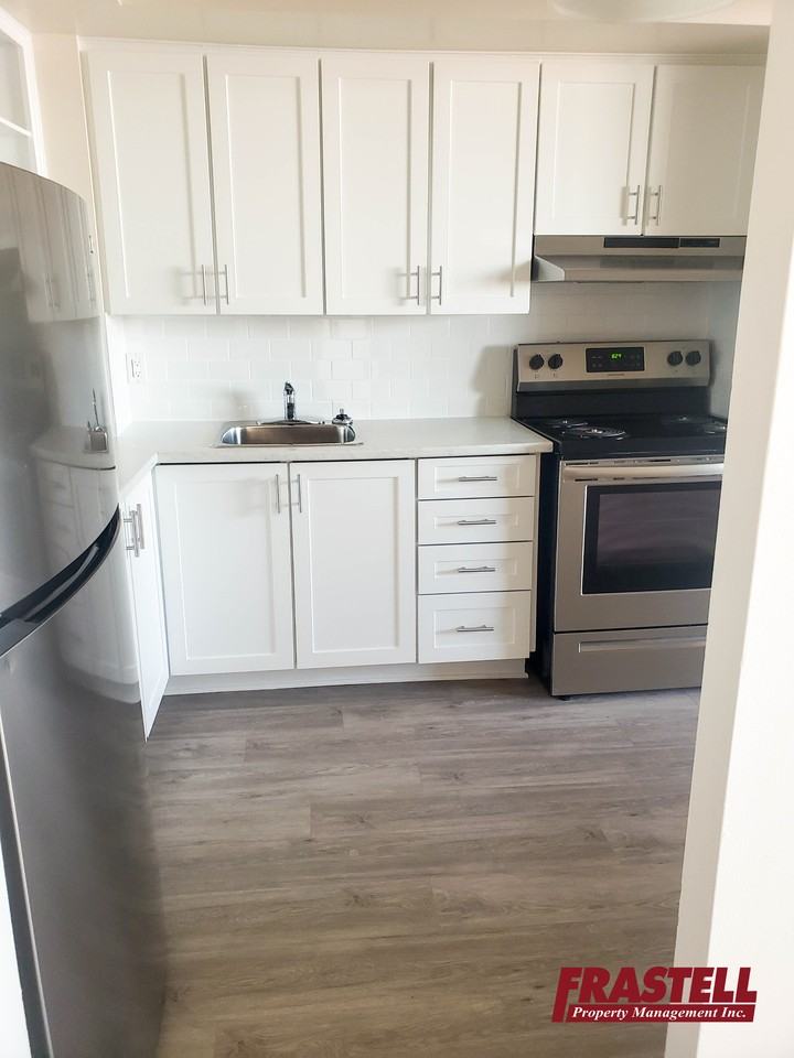 Plaza Towers, Ottawa - Photo 7 of 27