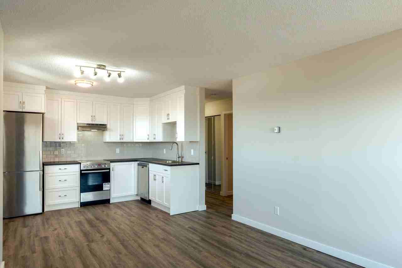 The Mountbatten - Photo 7 of 24