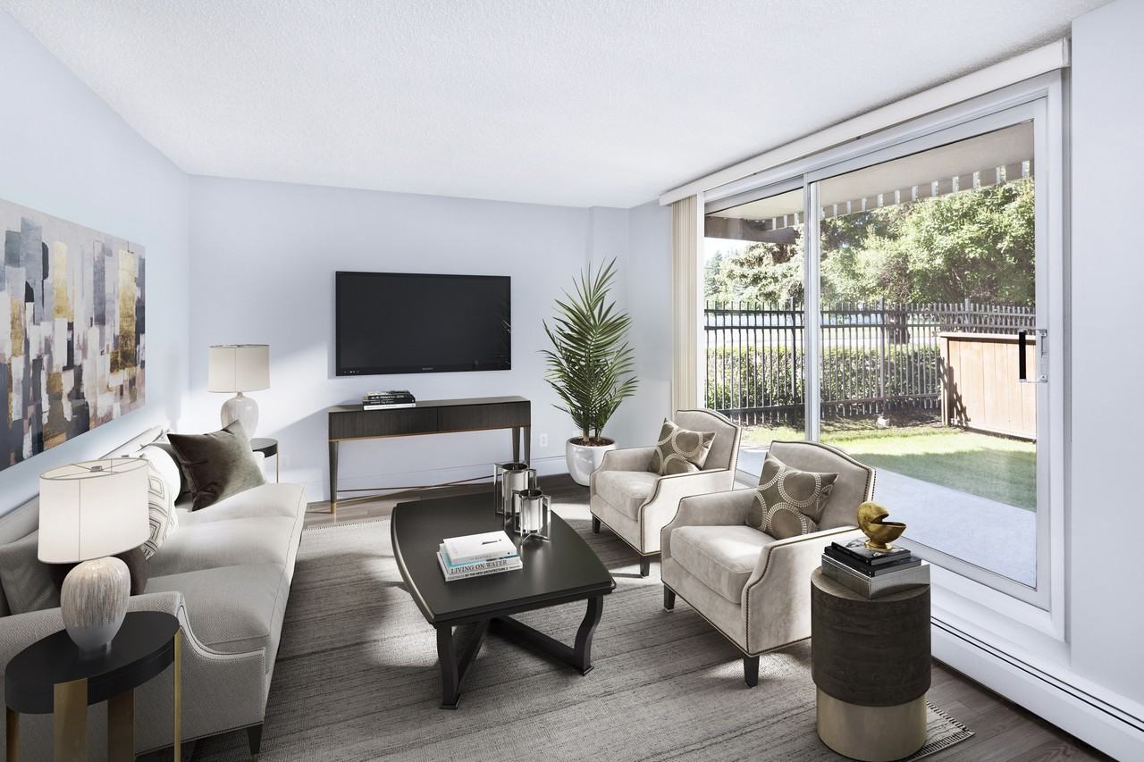 Lakeview Mews - Photo 2 of 16