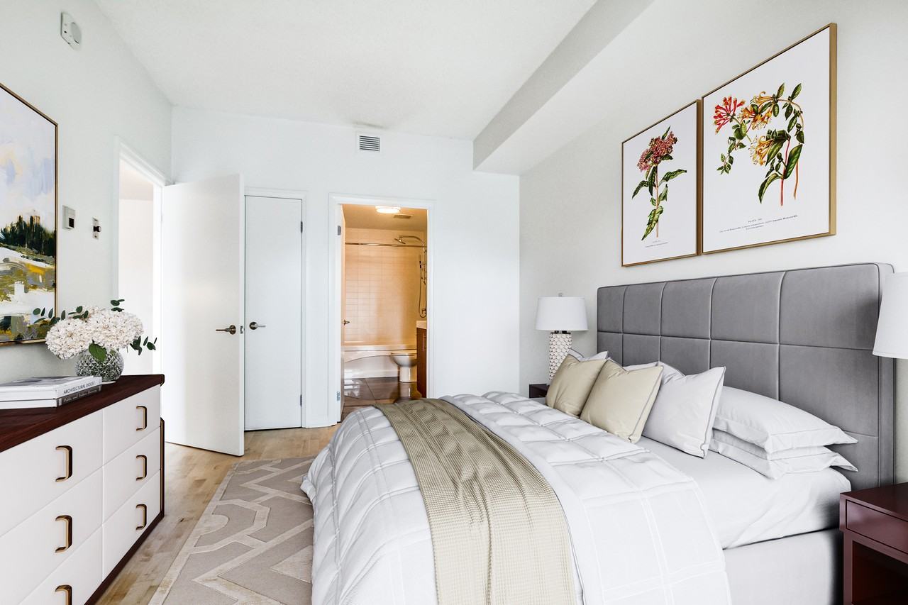 Minto Yorkville - Photo 7 of 50