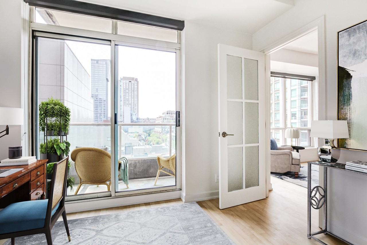 Minto Yorkville - Photo 7 of 50